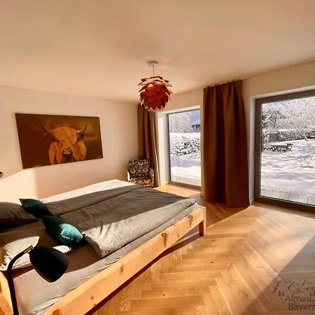 Almaubayern - Mit Bergblick Und Grossem Garten Casa vacanze *