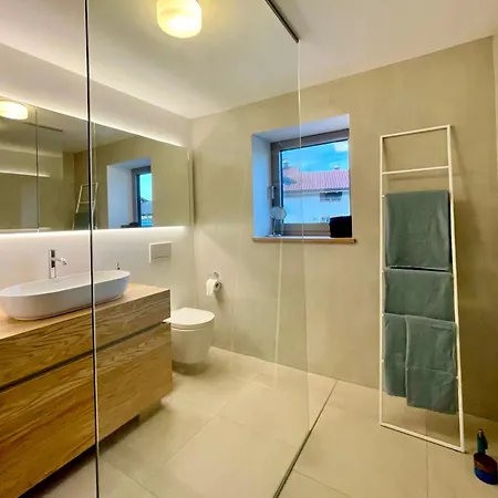 Holiday home Almaubayern - Mit Berblick Und Grossem Garten Ubersee